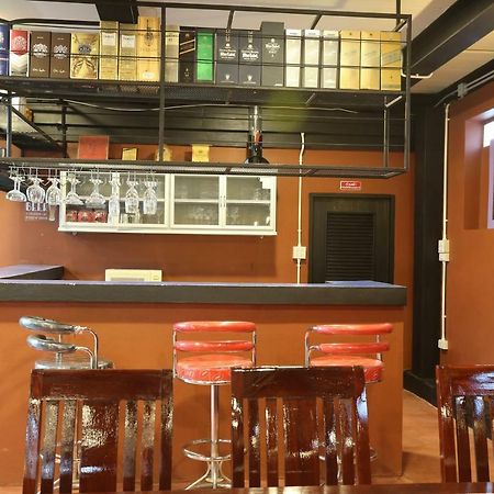Baan Chang Hotel & Coffee House Tak Exterior photo