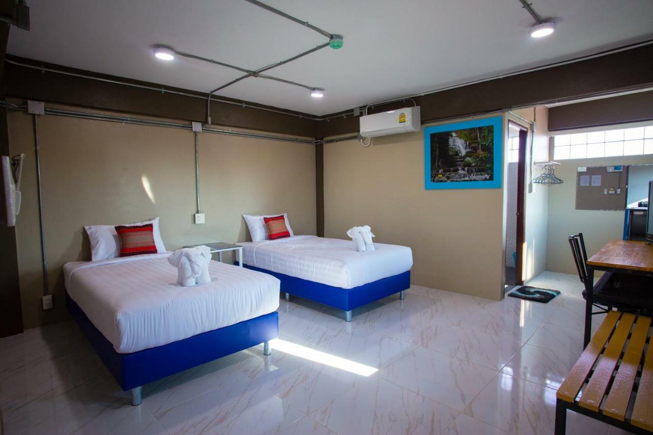 Baan Chang Hotel & Coffee House Tak Exterior photo