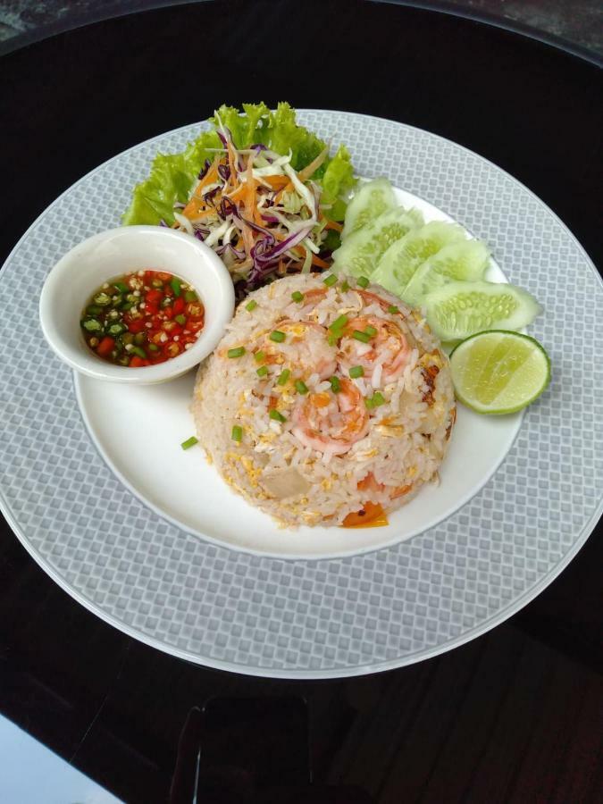 Baan Chang Hotel & Coffee House Tak Exterior photo